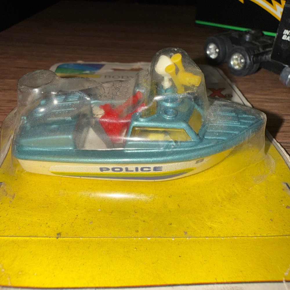 Vintage Metalbox Diecast Police Boat Teal Body Metal Series New on Card
